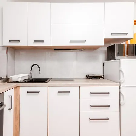Appartamento With Parking Space - 24651