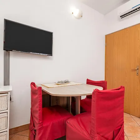 With Parking Space - 24651 Appartamento *